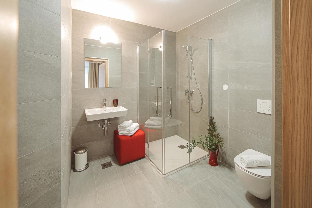 Apartments And Rooms Kaja Kranjska Gora Extérieur photo